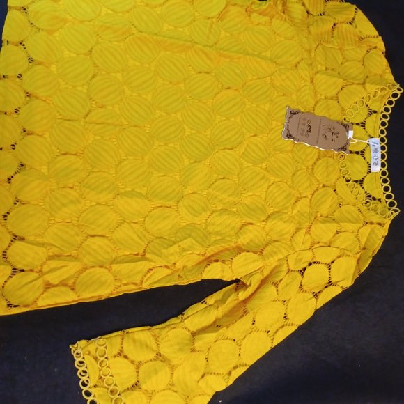 Lacey Lace Shirt - Picture 3 of 5